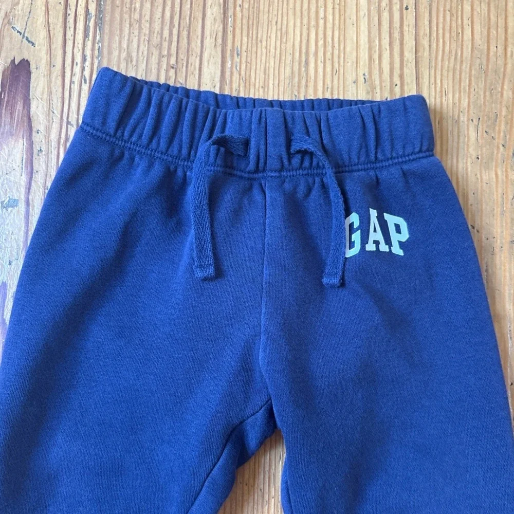Gap Disney Sweatpants Kids Blue Mickey Mouse Basketball Joggers SIZE 12-18m